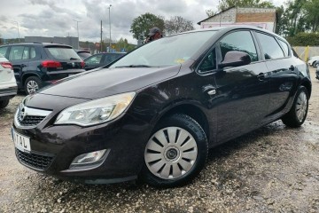 Navi* Mały przebieg* 140Ps